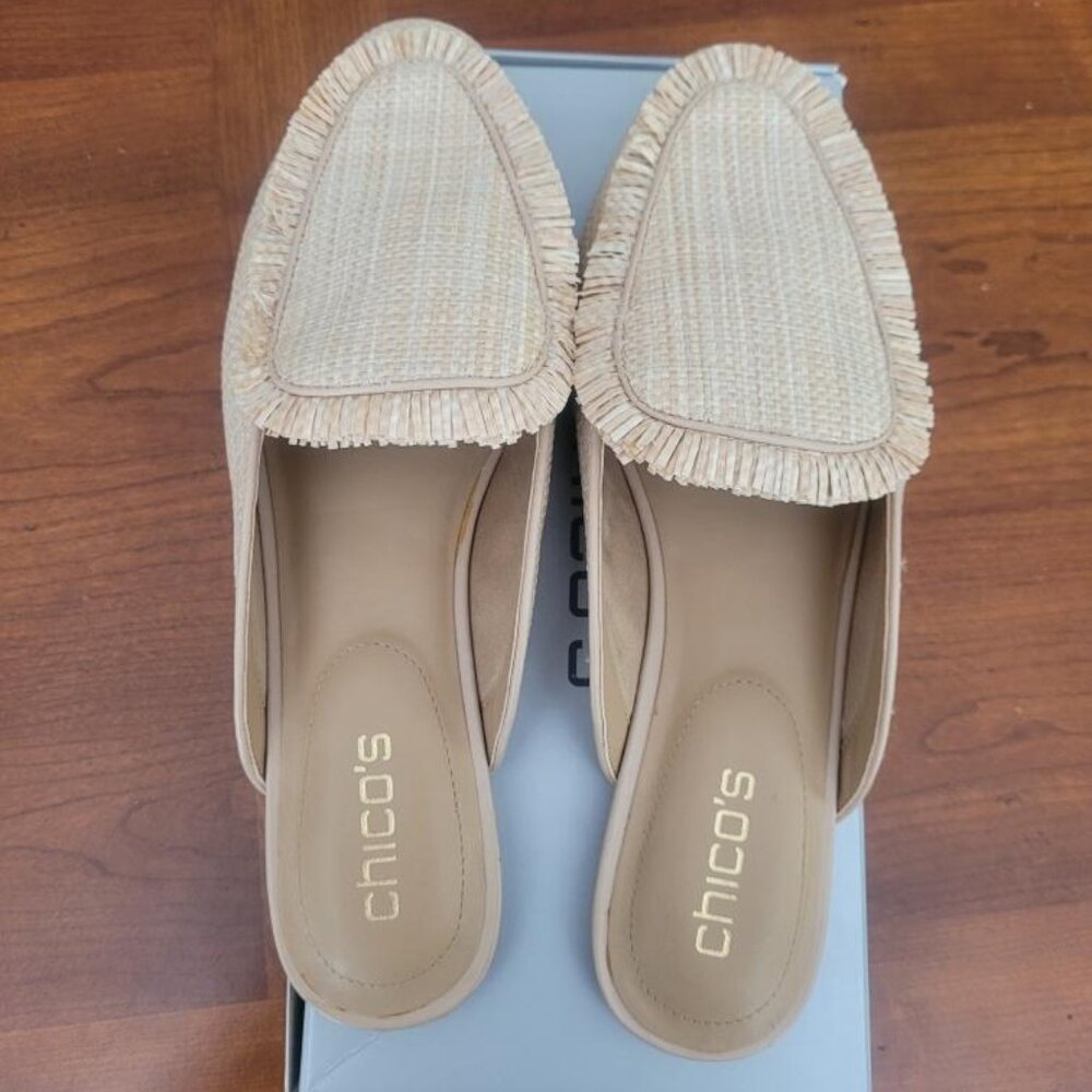 Chico's Halle Raffia Fringe Slide in size 10 Color is Neutral New in Box - Picture 3 of 5